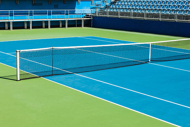 entretien de court de tennis en gazon synthétique à Nice